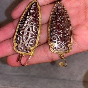 Kendra Scott earrings!